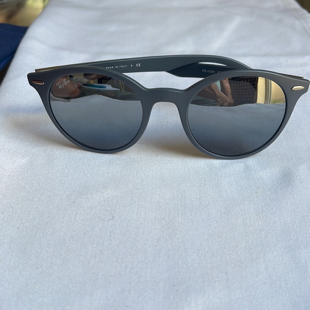 RAY BAN 4296 6332/88 50 21 150 Lite Force. Matte dark gray frames, silver lenses - Picture 3 of 8